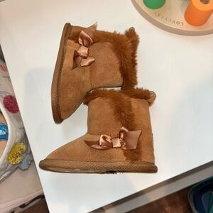 BearPaw Tan Baby Boots with Fur and Bows